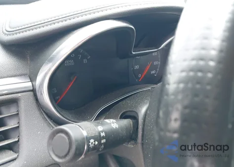 2017 Chevrolet Impala 1Lt из США, поврежденный, VIN 2G1105SA8H9132618